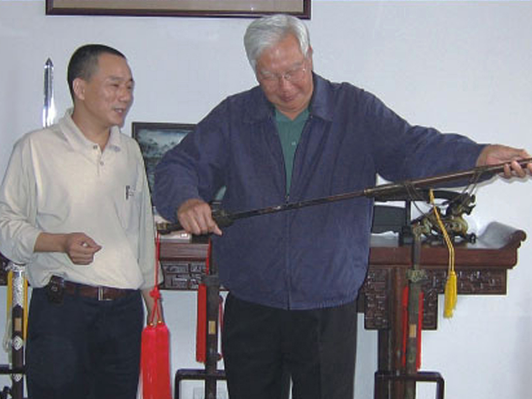 羅豪才 ? 時任國家政協(xié)副主席